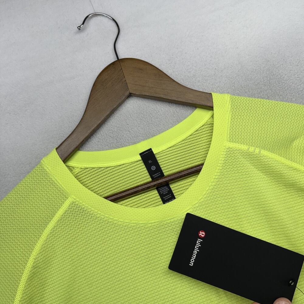 Lululemon Metal Vent Tech Shirt Men's XL Yellow Neon Highlighter Workout 2.0 NEW - Picture 6 of 13